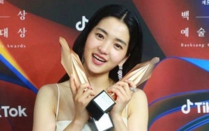 Baeksang Arts Awards 2022: Kim Tae Ri Menang Aktris Terbaik Akui Gugup Sampaikan Pidato