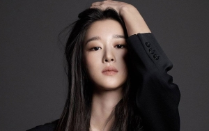 Model Gaun Asli Seo Ye Ji di Poster 'Eve' Lebih Terbuka, Seperti Apa?