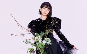 Kim Chaewon LE SSERAFIM Akui Menyesal Debut Bareng IZ*ONE Gara-gara Hal Ini