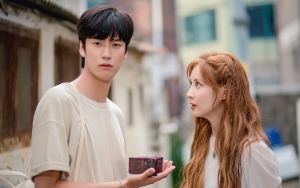 Seohyun SNSD Peluk Erat Na In Woo, Chemistry di 'The Jinx's Lover' Tuai Pujian