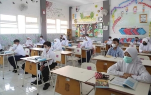 Dalam SKB 4 Menteri Sekolah Tatap Muka Diizinkan Digelar 100 Persen, Simak Syaratnya