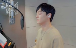 Perdana Usai Wamil dan Kelahiran Anak Kedua, Chen EXO Kembali Aktif Lewat Video 'Hold You Tight'