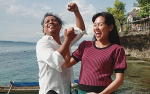 8 Potret Mesra Arie Kriting-Indah Permatasari, Gelar Syukuran Nikah Hingga Umumkan Kehamilan