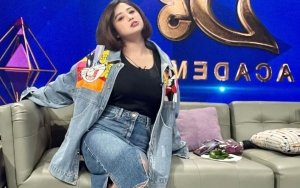Heboh Video Dewi Persik Menari di Panggung, Pancarkan Aura Mistis Disebut Cocok Jadi 'Badarawuhi'?