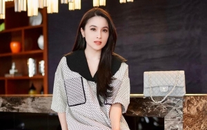 Sandra Dewi Sempat Merasa Insecure Lantaran Terlambat Nikah, Kritikan Pedas Justru Menghampiri