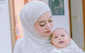 Lesty Kejora Ajak Anak Hadiri 'Gender Reveal' Ricis-Ryan, Wajah Baby L Lagi-lagi Curi Perhatian