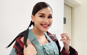 Ayu Ting Ting Cover Dance PSY 'That That' Banjir Pujian, Kaki Malah Bikin Salfok