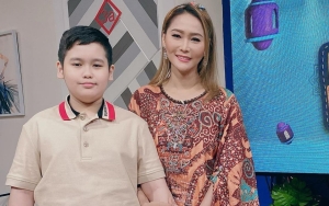 Tajir Melintir, Inul Daratista Justru Pilih Lakukan Hal Sederhana Ini di Ultah Sang Putra