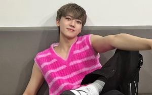 Foto-Foto di Kapal, Jaemin NCT Dream Kece Badai Kena Angin Jakarta