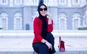 Kembali Pamer Naik Jet Pribadi, Syahrini Liburan Mewah Malah Disebut 'Ngibul'?