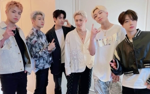iKON Saksikan Kelompok Bocah Cover Lagu Grup, Ekspresi Haru Bobby Paling Disorot