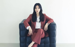 Sempat Dirumorkan PDKT, Song Hye Kyo Santai Terima Kasih atas Hadiah Pemeran 'We Broke Up' Ini