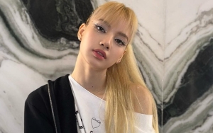 Lisa BLACKPINK Pemotretan Pakai Singlet Doang, Auranya Tetap Kece Badai