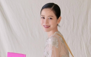 Perut Son Ye Jin Tampak Besar di Foto Baru Dinilai Kode Hamil, Agensi Angkat Bicara