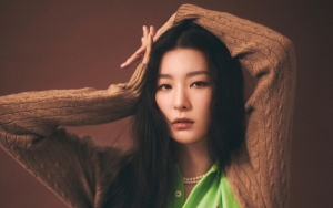 Gaya Seksi Seulgi Red Velvet di Universitas Korea Disorot, Underboob atau Wardrobe Malfunction?