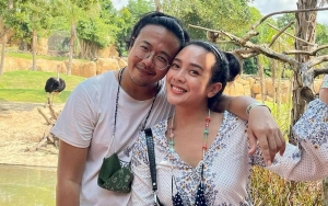 Alami Pengentalan Darah, Kulit Dea Ananda Membiru Karena Disuntik Tiap Hari Oleh Suami