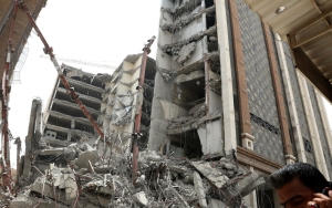 Jumlah Korban Tewas Akibat Gedung Roboh di Iran Bertambah Jadi 31 Orang