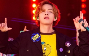 V BTS Enjoy Main-Main di Amerika, Tunjukkan Sikap Bodo Amat Meski Diterpa Rumor Kencan?