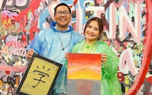 Diduga Pacar Prilly Latuconsina, 10 Potret Iman Usman Co-founder Ruang Guru Bareng Para Seleb