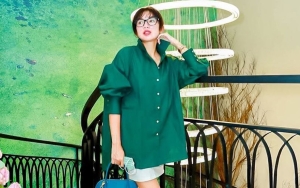 Berubah Drastis! Ini yang Terjadi Saat Ussy Sulistiawaty Diberi Mikrofon 