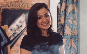 Sampai Nangis, Nirina Zubir Girang Dapat Kabar Baik Ini Usai Tangannya Alami Cedera