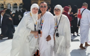 Sempat Tertunda, Ayu Ting Ting Senang Impian Abdul Rozak Rayakan Ultah di Tanah Suci Kini Terwujud