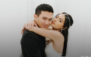  Penuh Cinta, 10 Potret Eva Celia Dan Demas Narawangsa di Momen Pernikahan