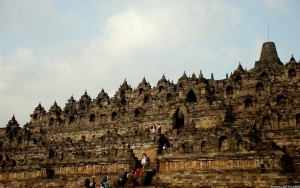 Banjir Protes, Luhut Bakal Minta Tarif Naik Candi Borobudur Rp 750 Ribu Dikaji Ulang