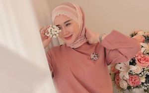 Diduga Kakak Marissya Icha Ngamuk Usai Adik Dituding Janda 7 Kali: Fitnah Dajjal Apalagi Ini!