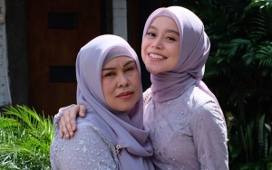 Sang Mama Ultah, Lesty Kejora Bagikan Foto Anti Mainstream Sekaligus Tulis Doa Manis Ini