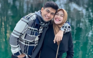 Belum Lahir, Ria Ricis dan Teuku Ryan Sudah Daftarkan Anak Sekolah Renang Karena Alasan Ini