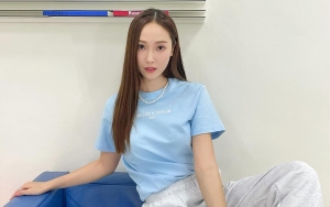 Penampilan Seksi Jessica Jung Dengan Bra Ngintip Tuai Pujian