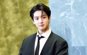 Jungkook BTS Ungkap Alasan Tindik Kuping Berkurang, Alami Kesakitan?