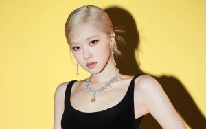 Berani Seksi, Rose BLACKPINK Pakai Gaun Terbuka Pamerkan Pinggang di Event London