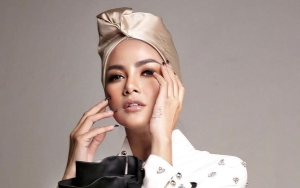 Olla Ramlan Singgung Kondisi Jiwa Seraya Pamer Foto Bareng Ketiga Buah Hatinya, Kenapa?