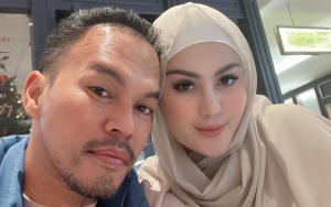 Foto Bareng Faisal Harris, Jennifer Dunn Blak-Blakan Sudah Lepas Hijab?