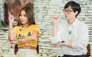 Begini Reaksi Yoo Jae Seok dan Lee Sang Yeop Liat Jessi Simpan Ponsel di Dalam Rok