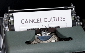 Picu Fenomena Main Hakim Sendiri, Kenali 7 Bahaya Mengancam Akibat Cancel Culture