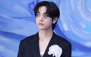 Live Sendirian di Kantor, V BTS Tidur Disaksikan 5,3 Juta Orang