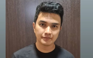 Biasa Santai, Aldi Taher Balas Menohok Usai Disindir Tak Becus Jadi MC Tinju