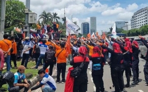 Demo di DPR Ricuh Hingga Massa Tabrak Kawat Berduri, Presiden Partai Buruh Bilang Begini