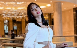 Ultah, Lucinta Luna Usung Tema Hollywood Black Glamorous dan Pamer Dikelilingi Banyak Pria Tampan