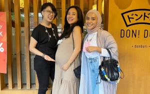 Leony Vitria Puji Wajah Glowing Dea Ananda Usai Lahiran Anak Pertama