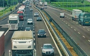 8 Pelajar yang Adang Truk di Jalan Tol Demi Konten Ditangkap Polisi