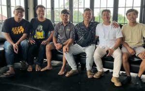 Sempat Kontroversi dengan Irfan Hakim, Deretan Seleb Pernah Kolab Bareng Tanboy Kun