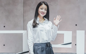Lee Si Young Sukses Pecahkan Rekor Dunia Usai Mendaki Pegunungan Breithorn di Swiss