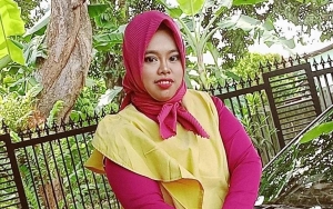 Biasa Dinilai Aneh, Rahmawati Kekeyi Beri Nasihat Untuk Orang Rapuh Malah Tuai Respon Tak Terduga?