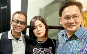 Beri Selamat Ultah Buat Farhat Abbas, Pose Doddy Sudrajat Nempel ke Kakak Marissya Icha Bikin Salfok