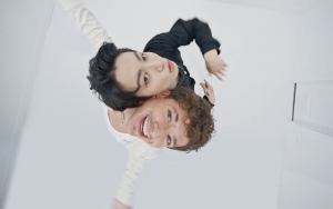 Sempat 'Tertunda', MV 'Left and Right' Charlie Puth dan Jungkook BTS Akhirnya Dirilis!