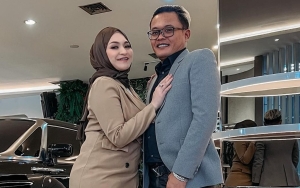 Diisukan Pisah Rumah, 10 Perjalanan Cinta Nathalie Holscher dan Sule